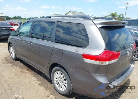2014 Toyota Sienna Xle V6 8 Passenger из США, поврежденный, VIN 5TDYK3DC6ES498079